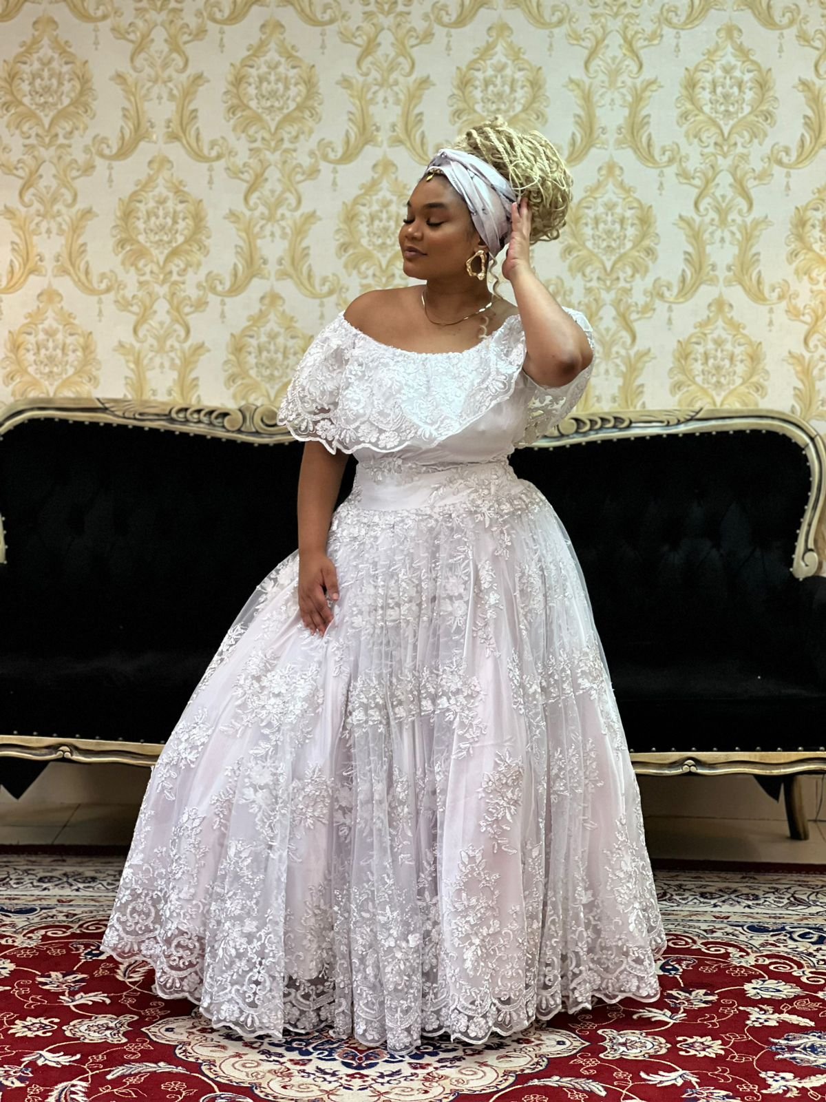 Blusa Babado Bordado Bca/Prata 010