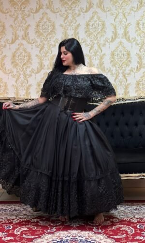 Blusa Babado Bordado Preto 207