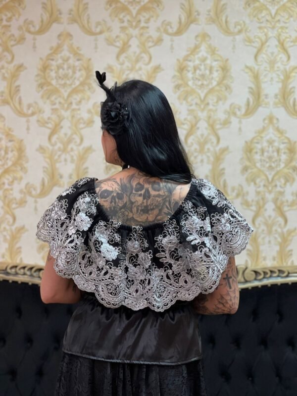 Blusa Babado Bordado Pto/Prata 208 - Imagem 4