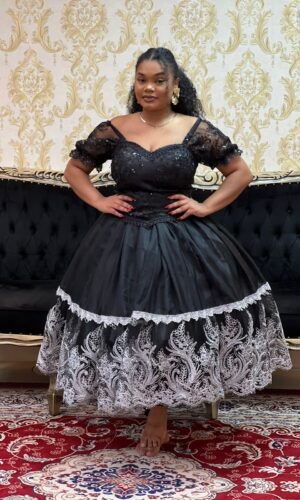 Saia 1 babado Curta Voal/Tule Pto/Pta 2018