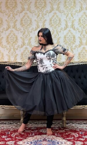 Saia Aurora Curta Preto 2201