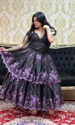 Corpete Decote V Preto 200