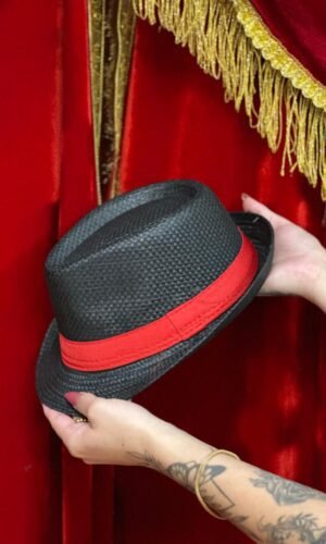 Chapéu Aba Curta Cinza/Verm 104