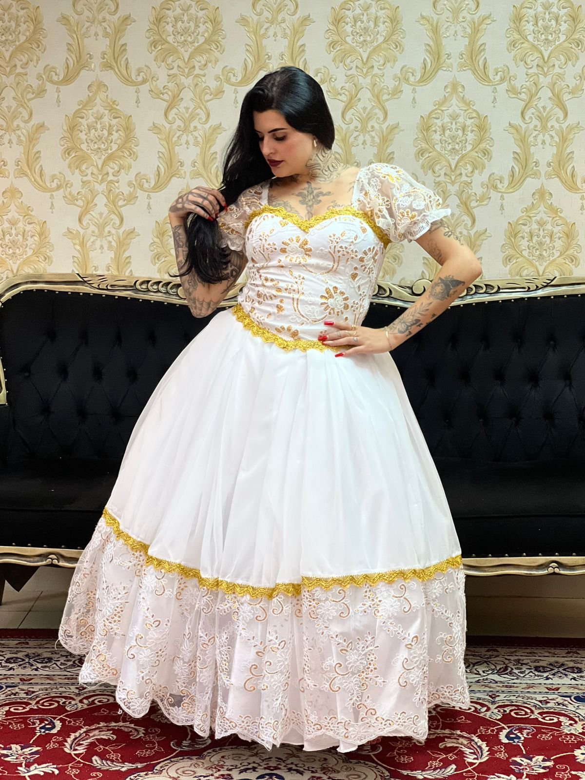 Saia 1 babado Voal/Tule Bco/Dourado 047