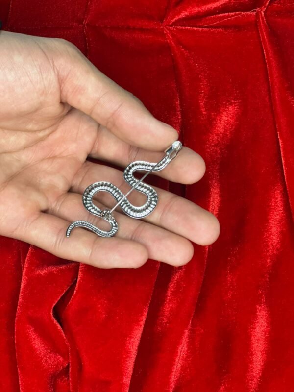 Broche Cobra Prata 001 - Imagem 3