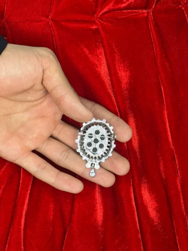 Broche Camafeu Preto/Cinza 222 - Imagem 3