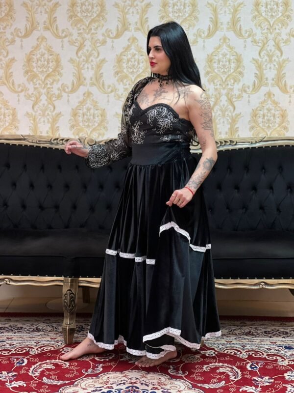 Saia Veludo Preto/Bco 2010 - Imagem 4