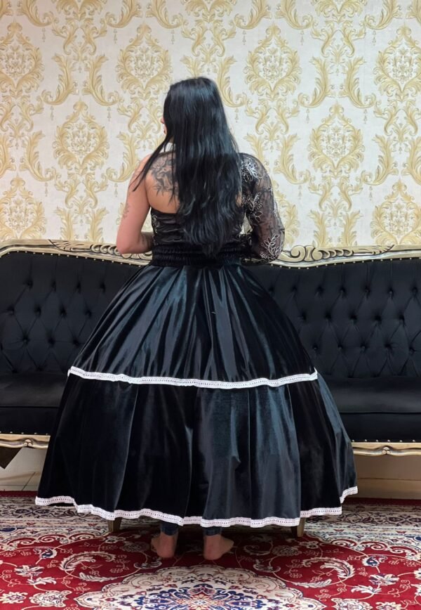 Saia Veludo Preto/Bco 2010 - Imagem 5