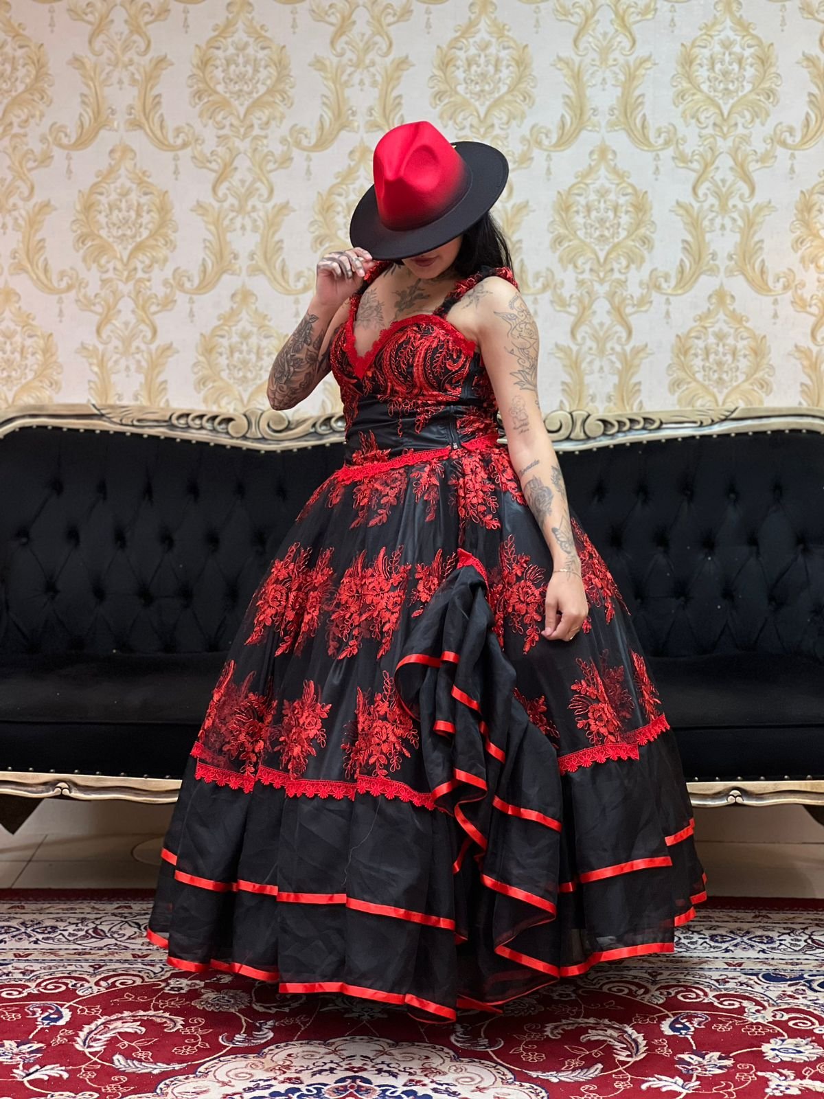 Saia Cabaré Preto/Verm 2100