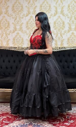 Saia Cabaré Preto 2208