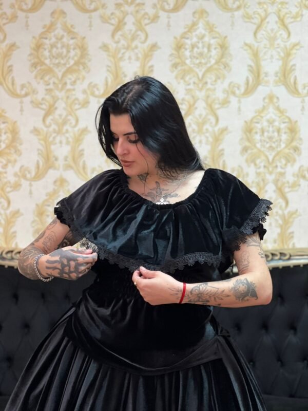 Blusa Babado Veludo Preto 242 - Imagem 2