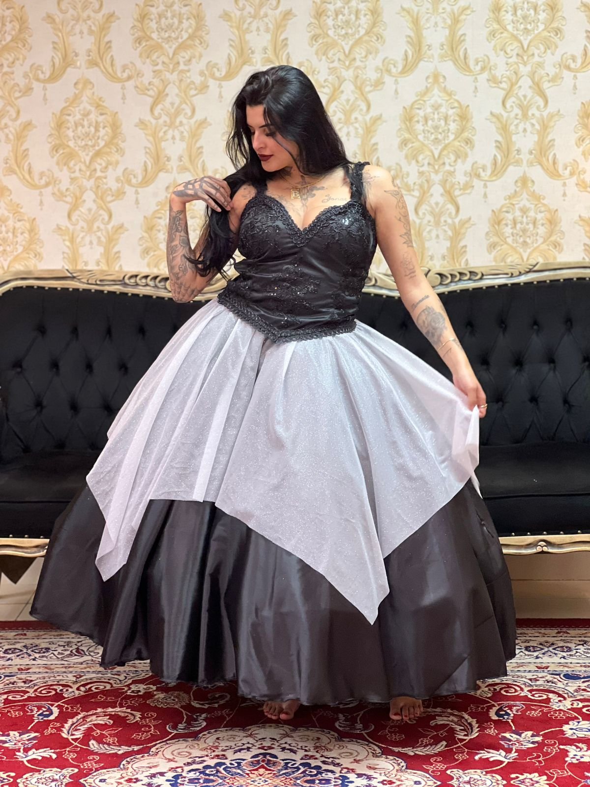 Saia Mulambo Preto/Bco 2011