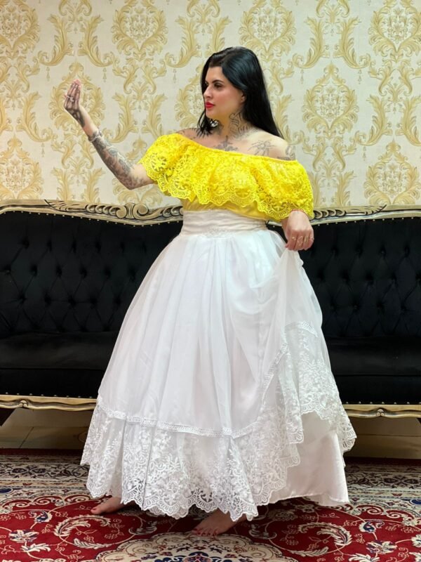 Blusa Babado Bordado Amarelo 309