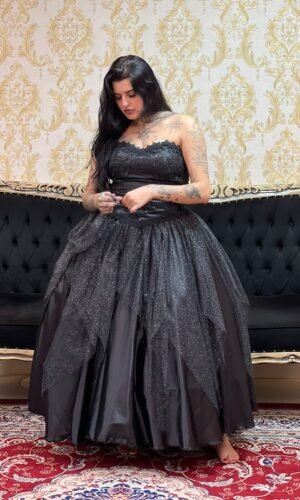 Saia Trapo Brilho Preta 213