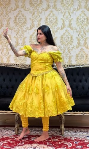 Saia Bordada Metalic Curta Amarela 333