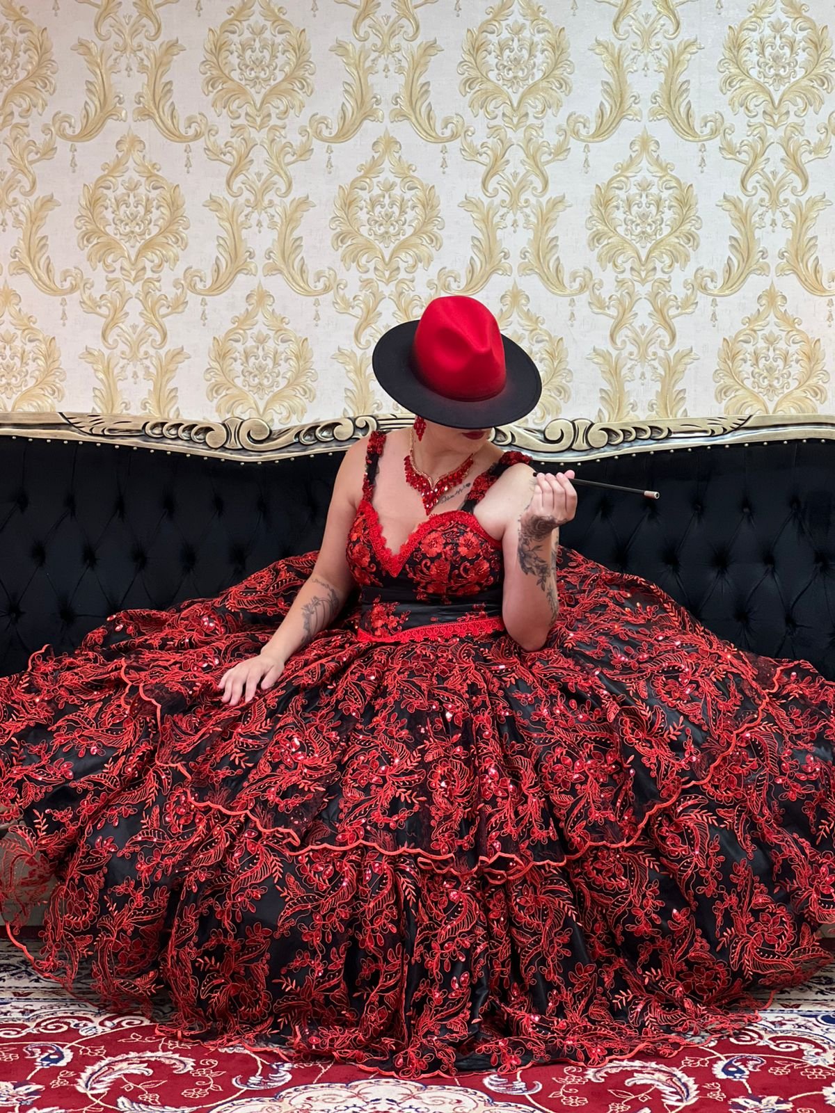 Saia Majestade Preta/Verm 2155