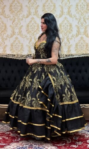 Saia Cabaré Preto/Dou 2312