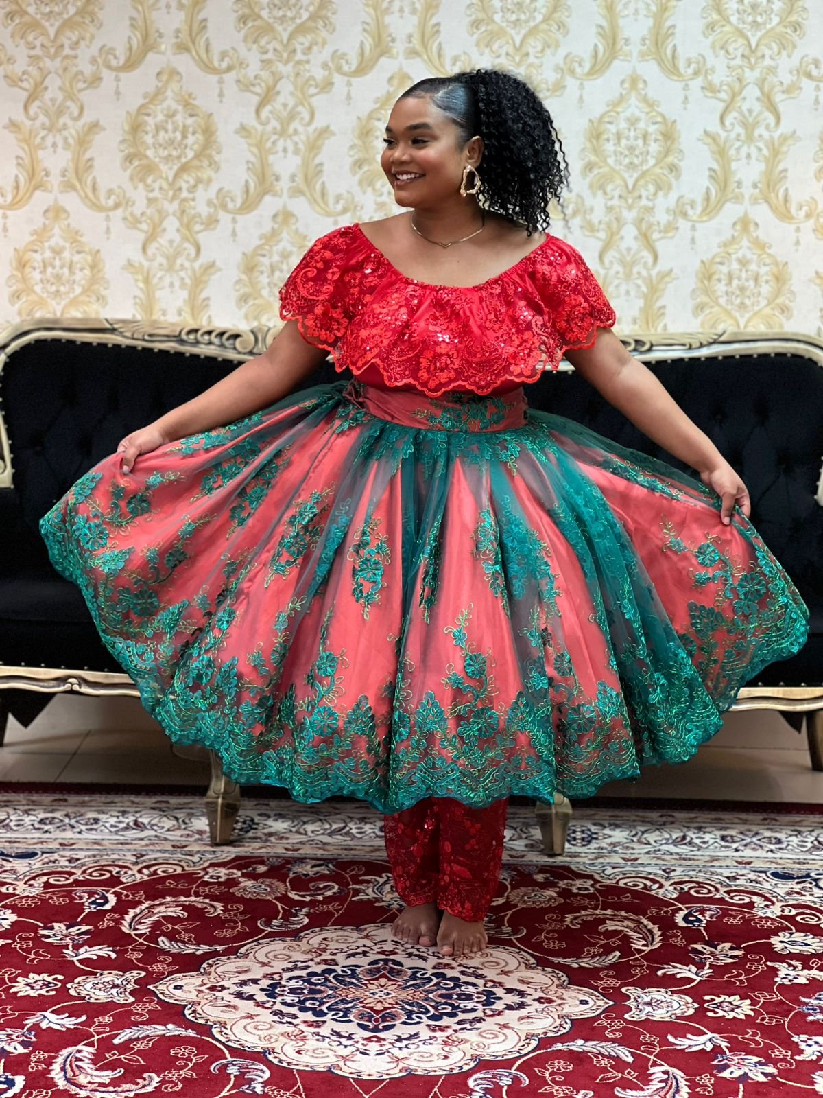 Saia Bordada Curta Verm/Verde 154