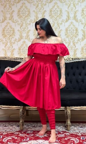 Saia Serão Oxfor Vermelha Curta 158