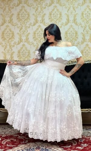 Blusa Babado Bordado Furta-Cor Prata 041