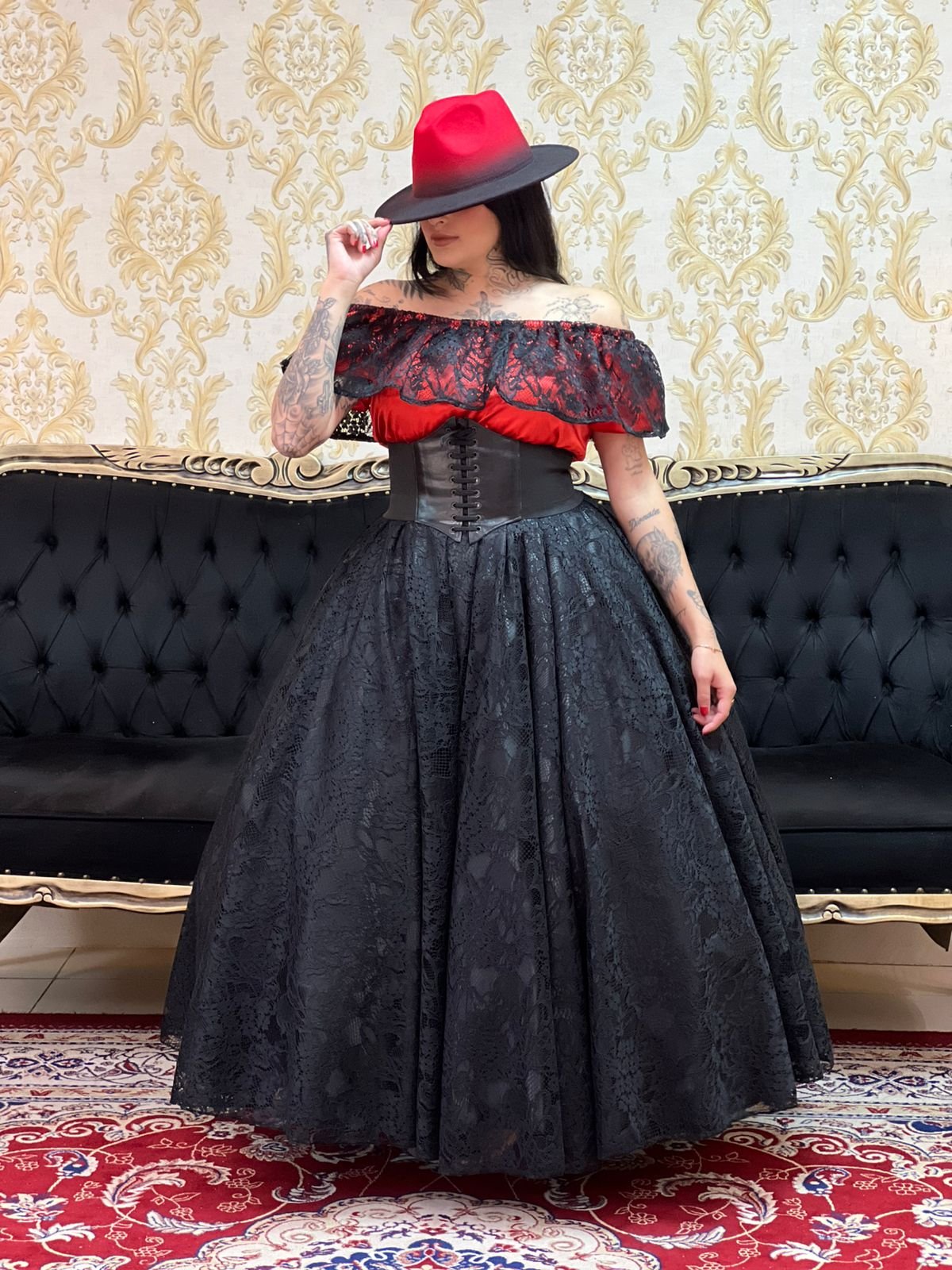 Blusa Babado Renda Verm/Preto 180