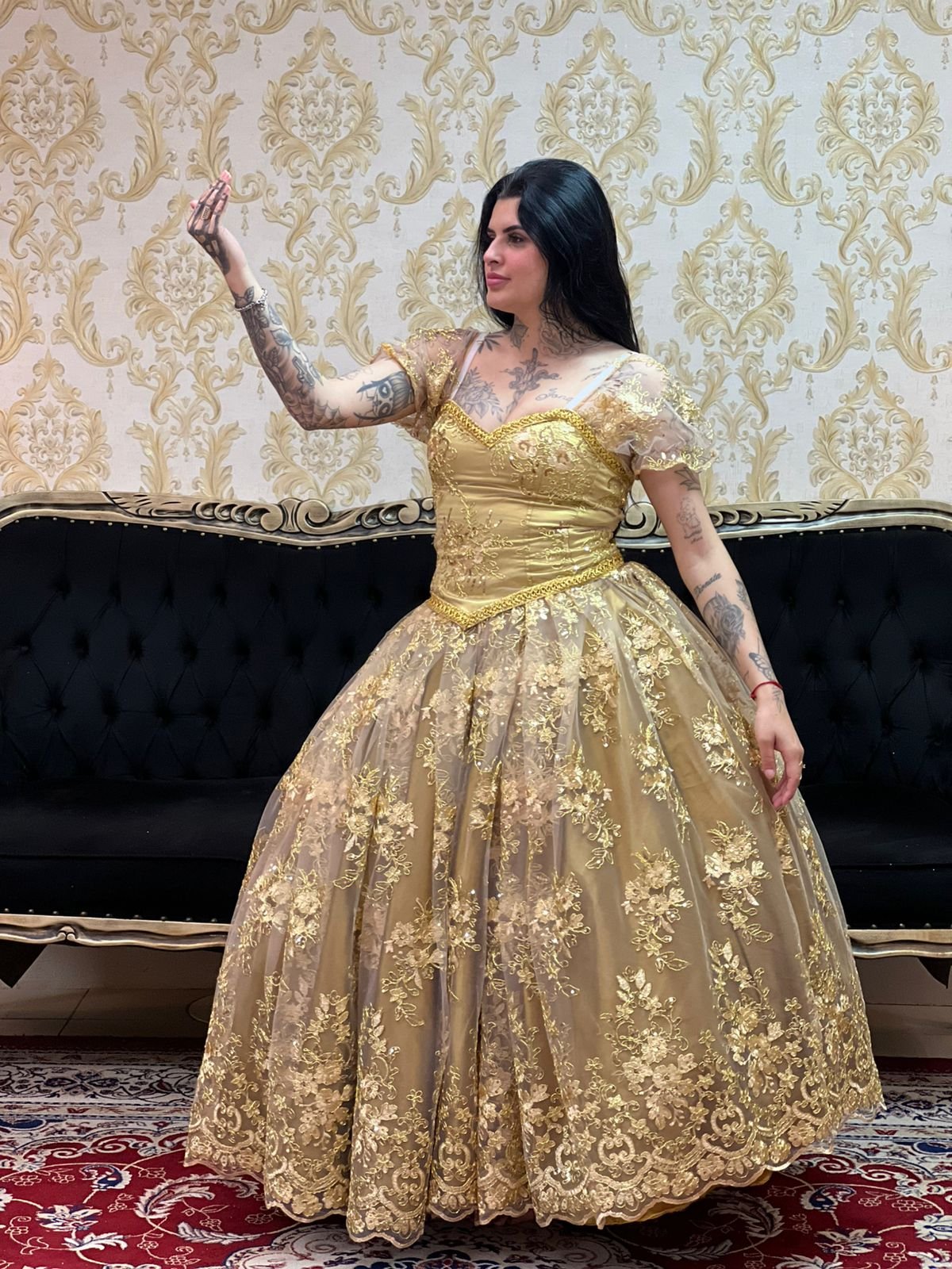 Saia Bordada Paete Longa Dourada 378