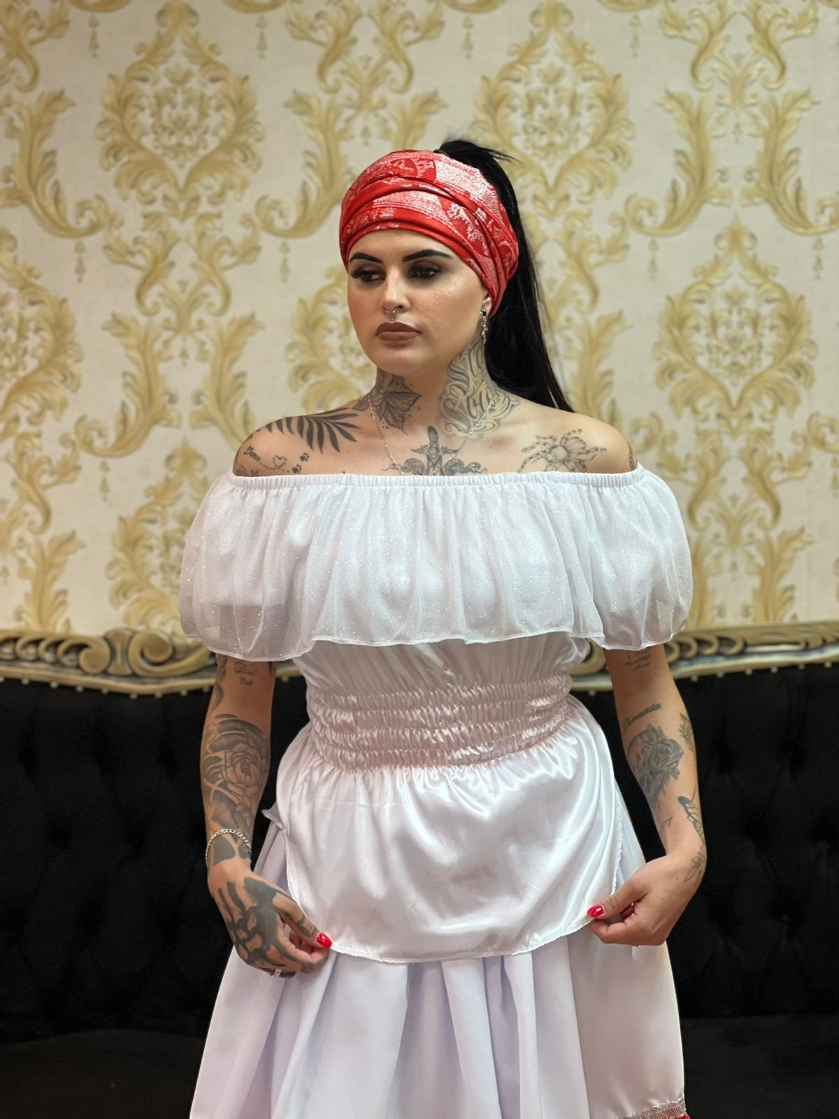 Blusa Babado Brilho Bca 020