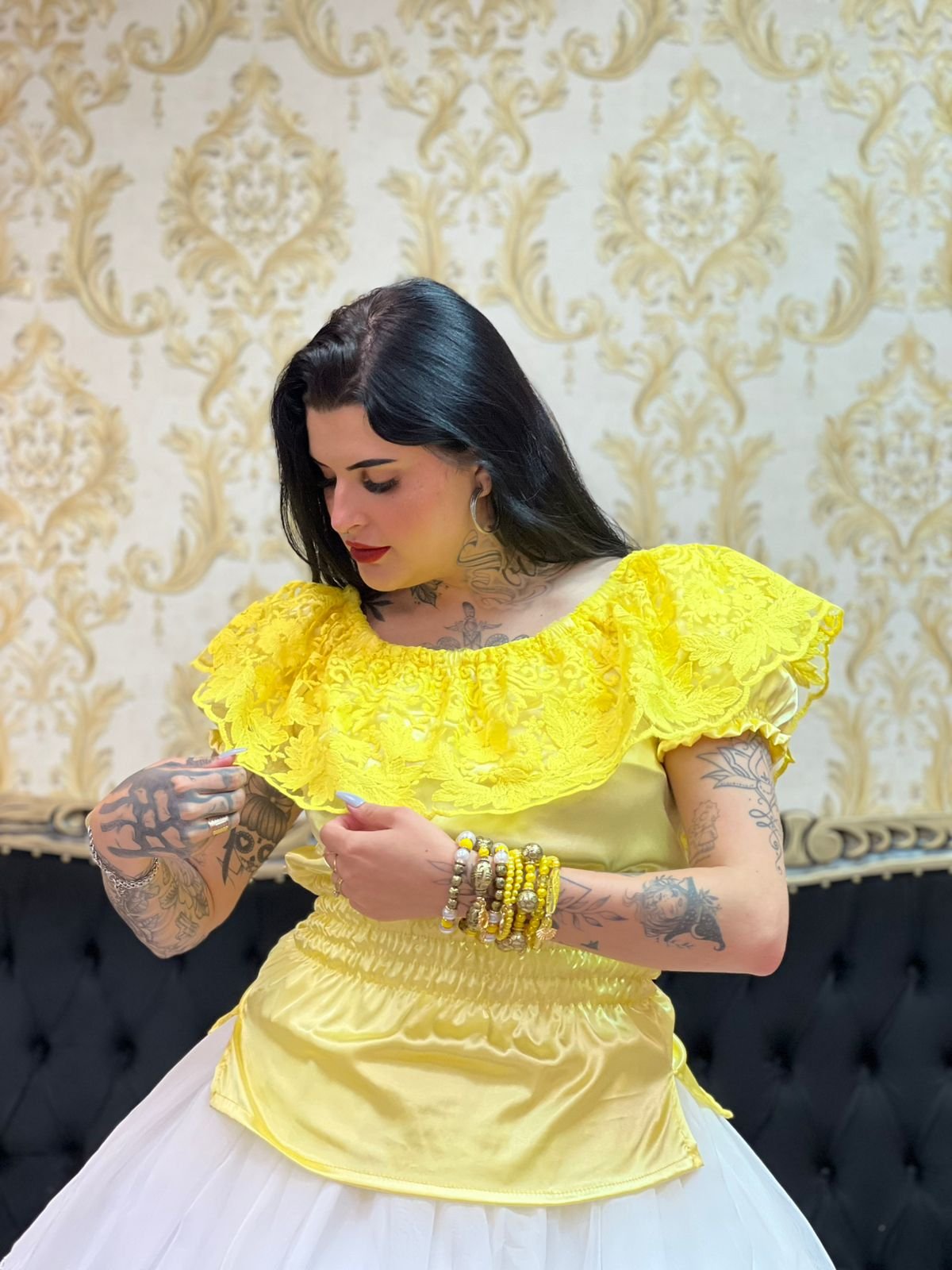 Blusa Babado Bordado Amarelo 309