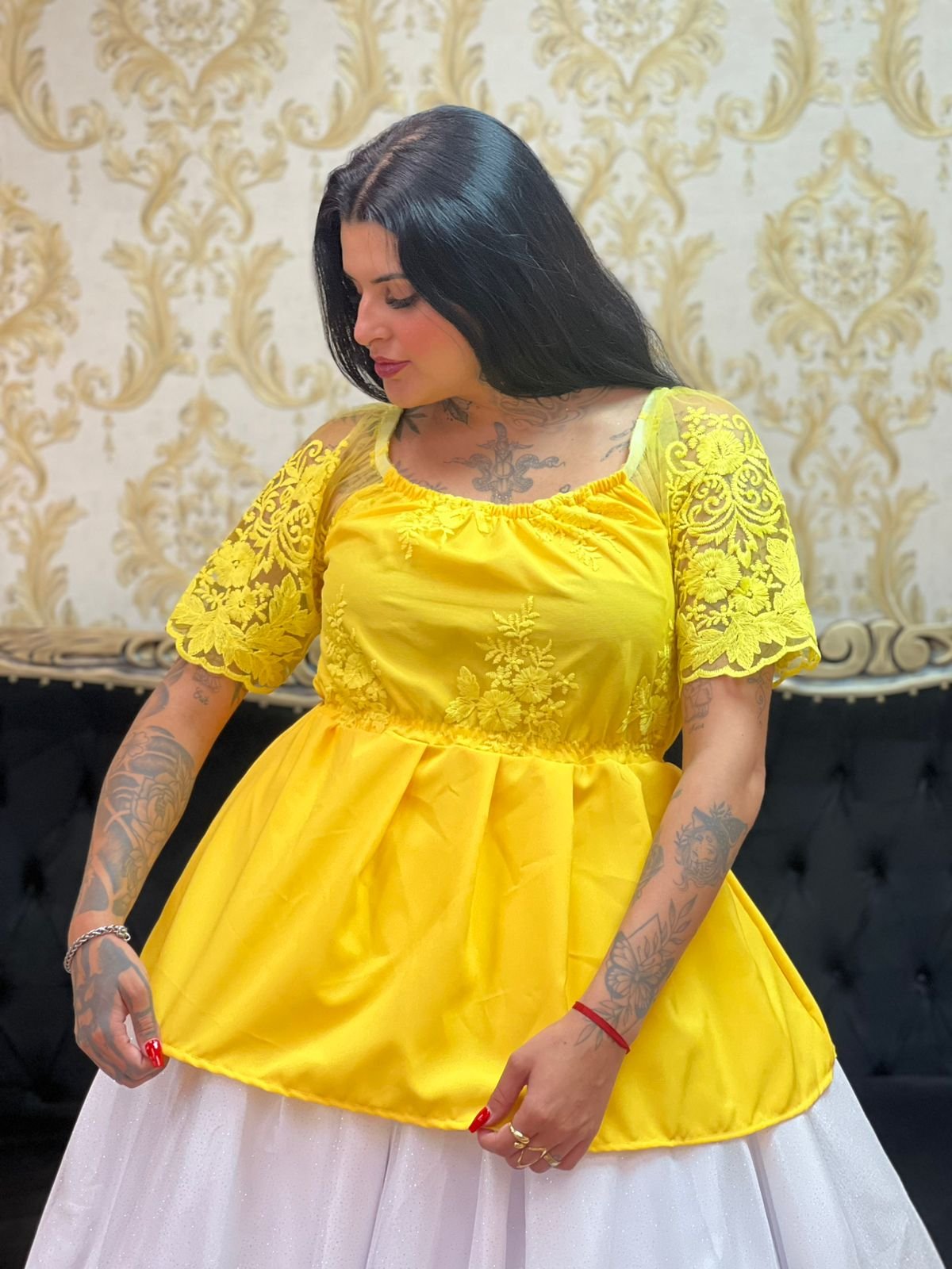Bata Bordada Amarela 339