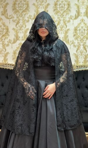 Capa Capuz Renda Preto