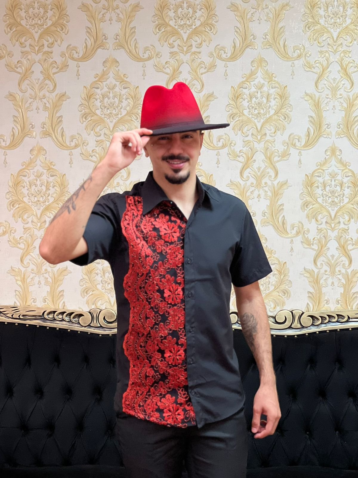 Camisa Bordado Preto/Verm 203