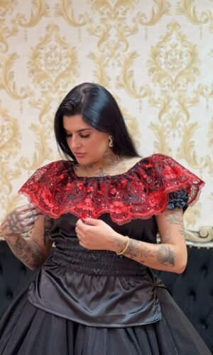 Blusa Babado Bordado Paetê Pto/Verm 211