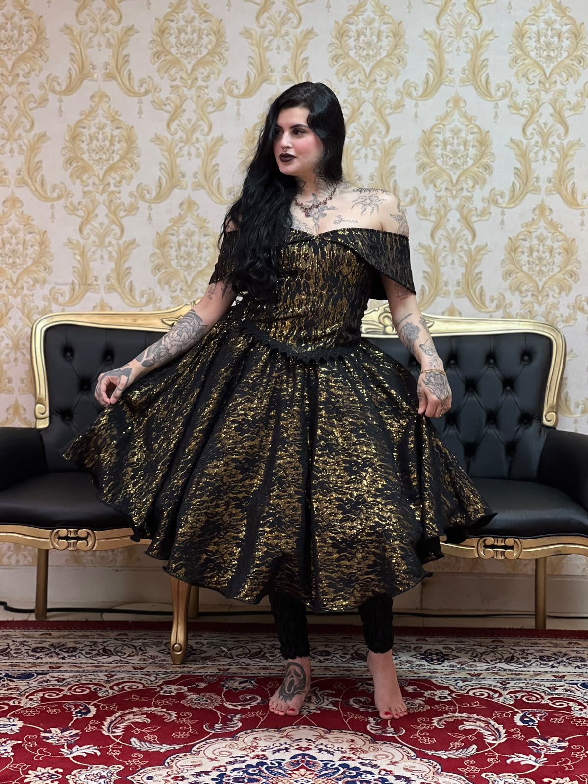 Saia Dama Curta Preto/Dourado 2393